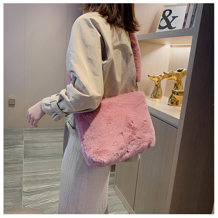 Large capacity fashion plush female bag - The Number 1 Things