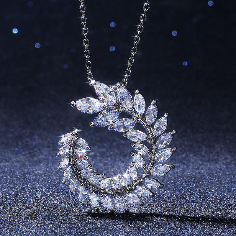 Simple And Versatile Micro-encrusted Zircon Leaf Necklace Clavicle Chain Women - The Number 1 Things