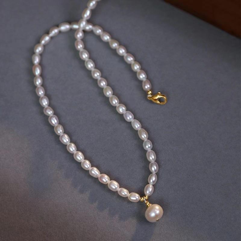 Natural Freshwater Pearl Necklace Women's Simple Fashion Elegance Retro Clavicle Chain All-matching - The Number 1 Things