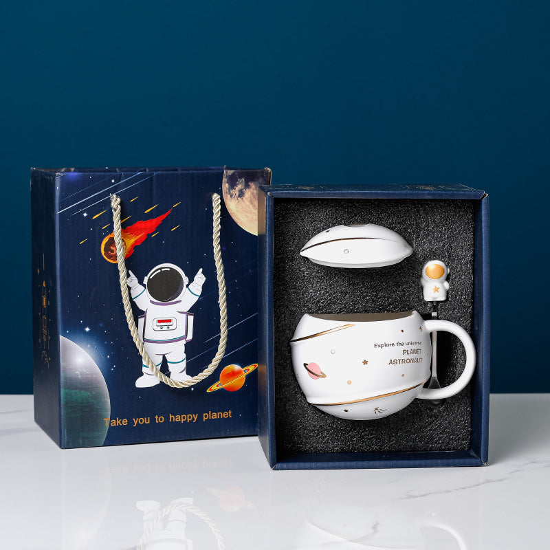 Creative New Ceramic Spaceman Mug With Lid Spoon - The Number 1 Things