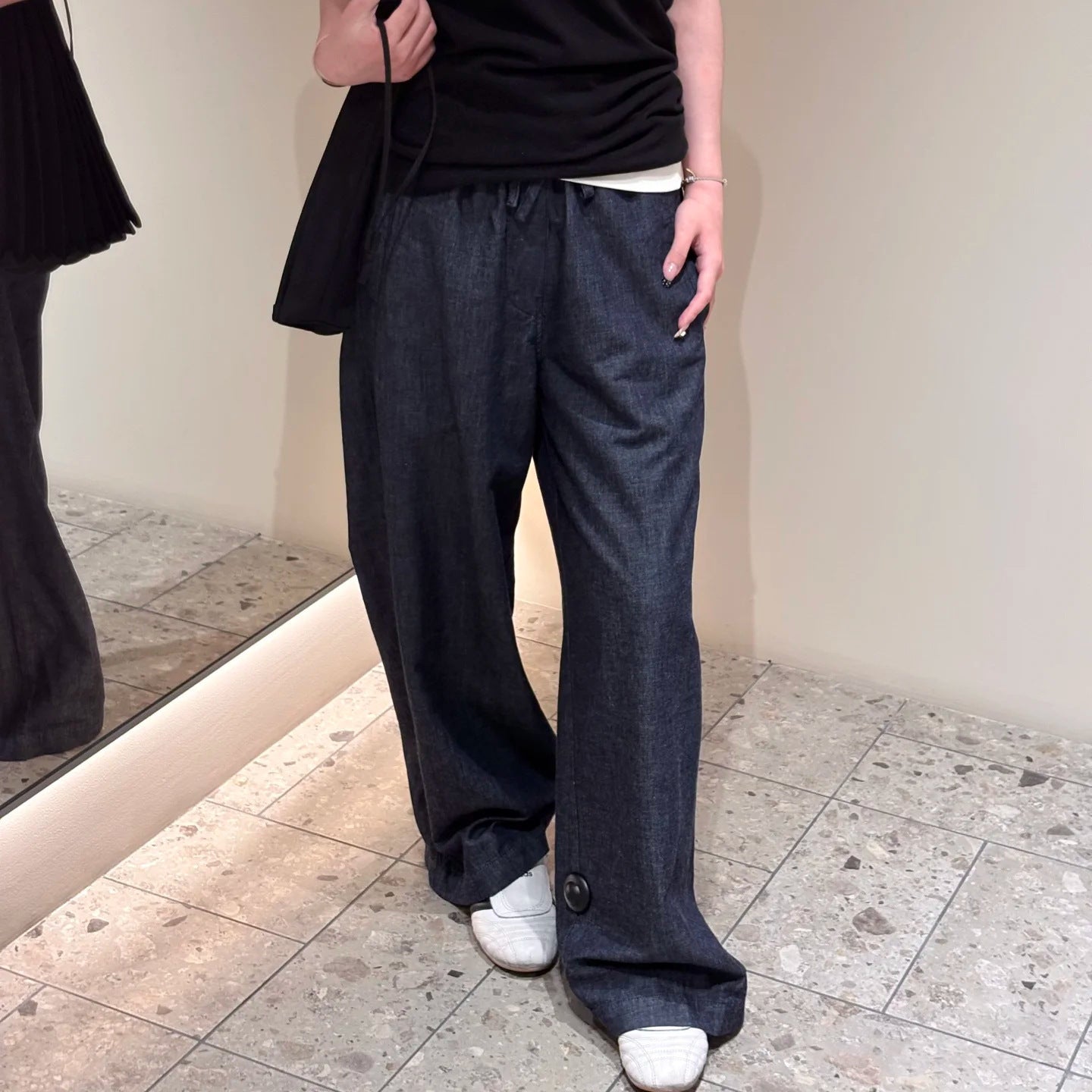 Casual Style Drawstring Elastic Waist Wide Leg Jeans