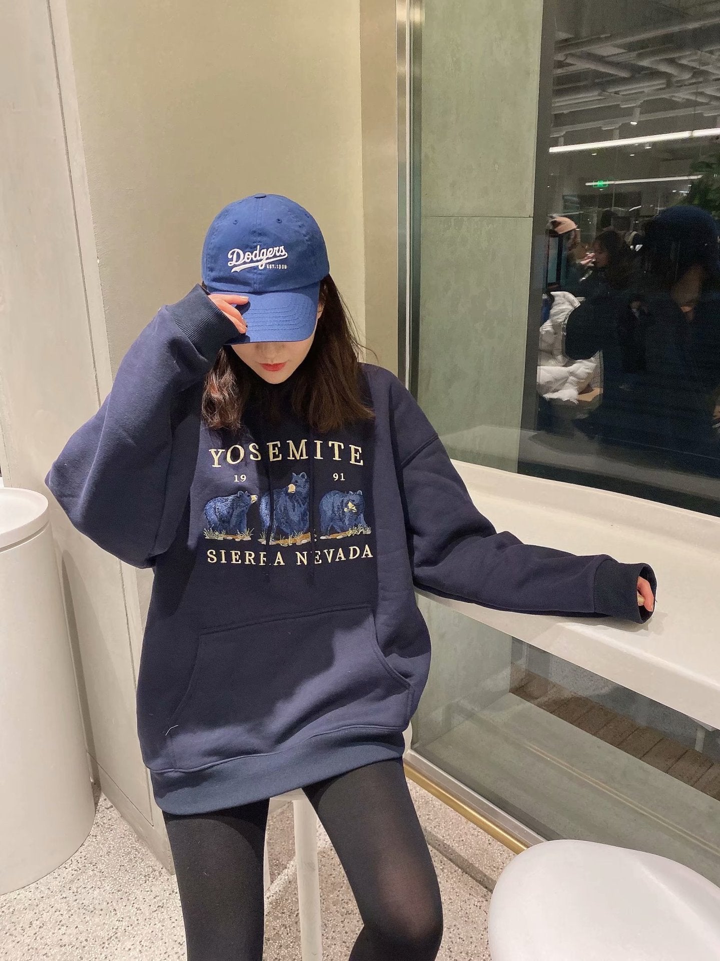 Embroidered Polar Bear Loose BM Sweatshirt