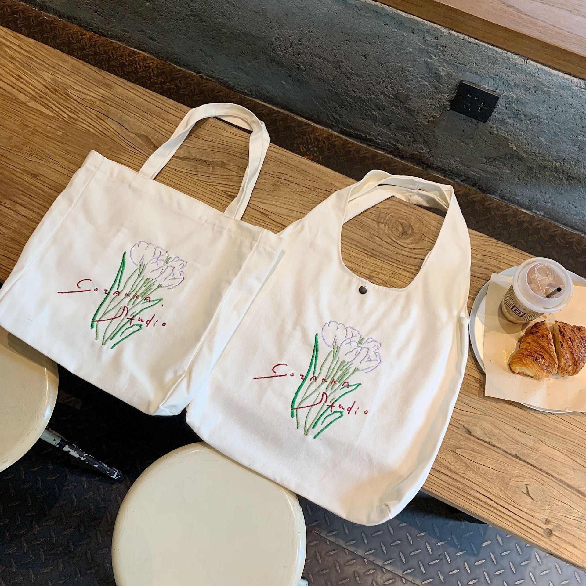 New Tulip Large Capacity Canvas Shoulder Bag - The Number 1 Things