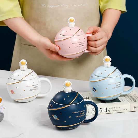 Creative New Ceramic Spaceman Mug With Lid Spoon - The Number 1 Things