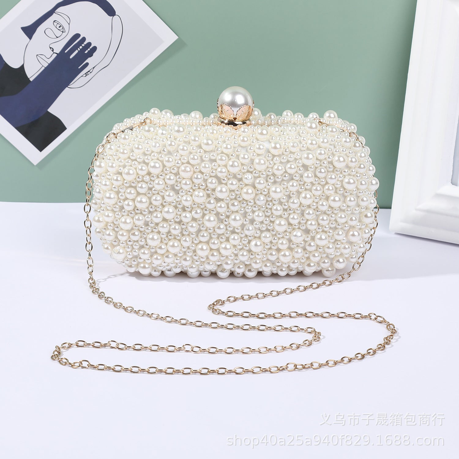 Women's Pearl Dinner Bag Soft Surface Lock Clutch - The Number 1 Things