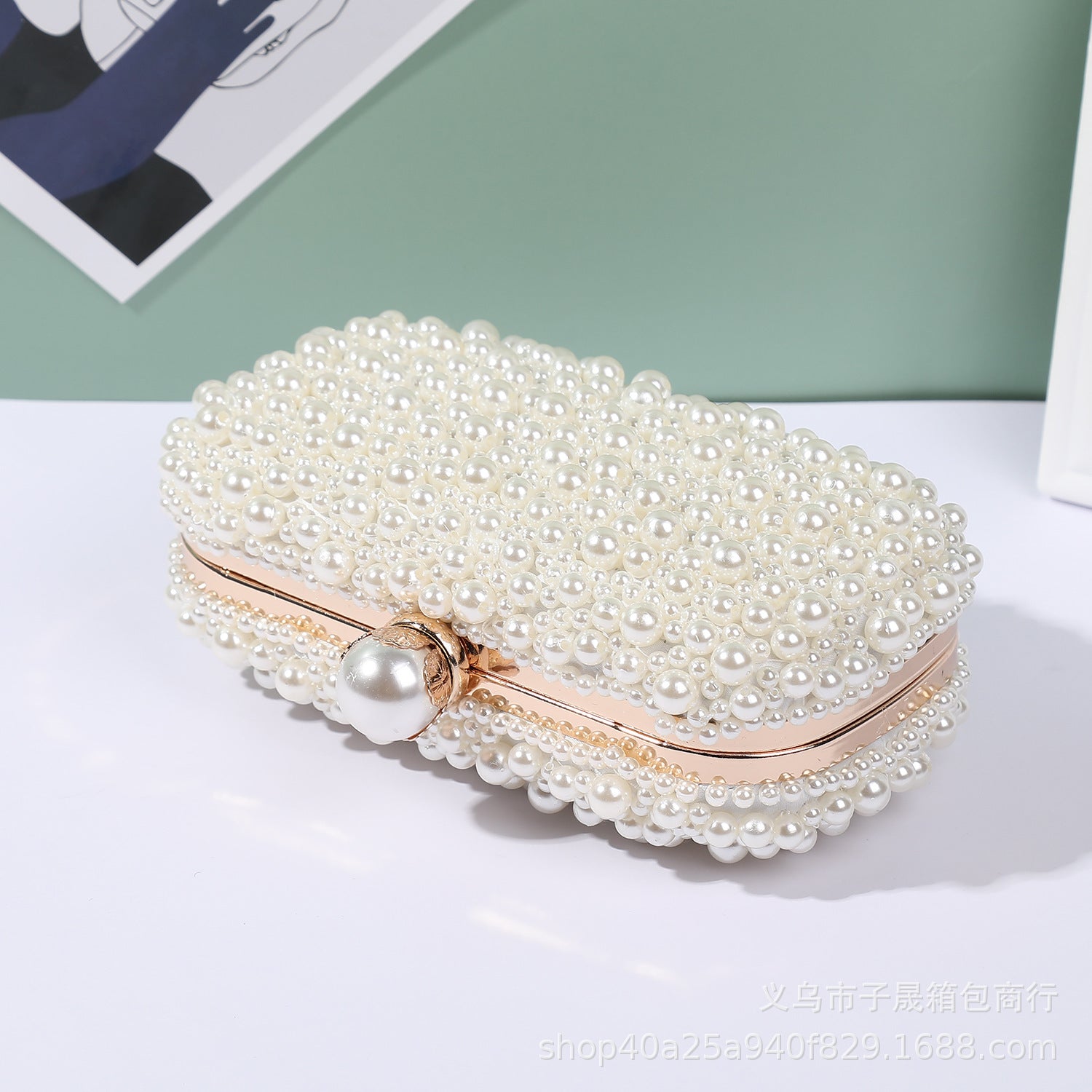 Women's Pearl Dinner Bag Soft Surface Lock Clutch - The Number 1 Things
