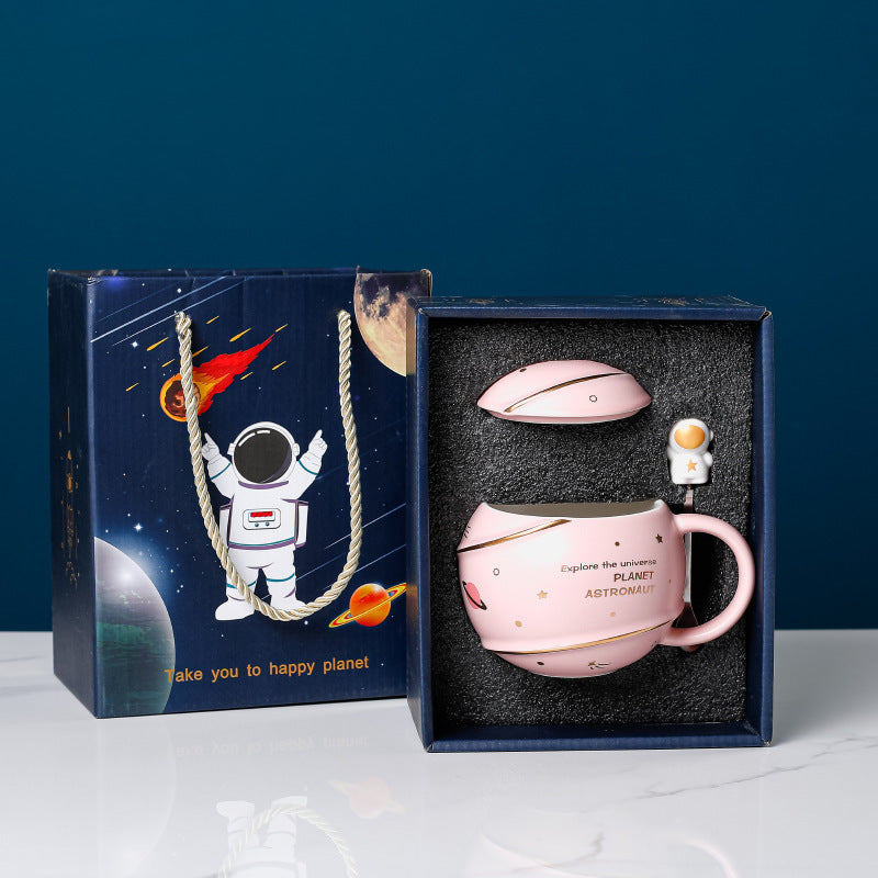 Creative New Ceramic Spaceman Mug With Lid Spoon - The Number 1 Things