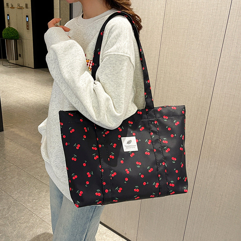 Large Capacity Commuter Shoulder Handbag Holder - The Number 1 Things