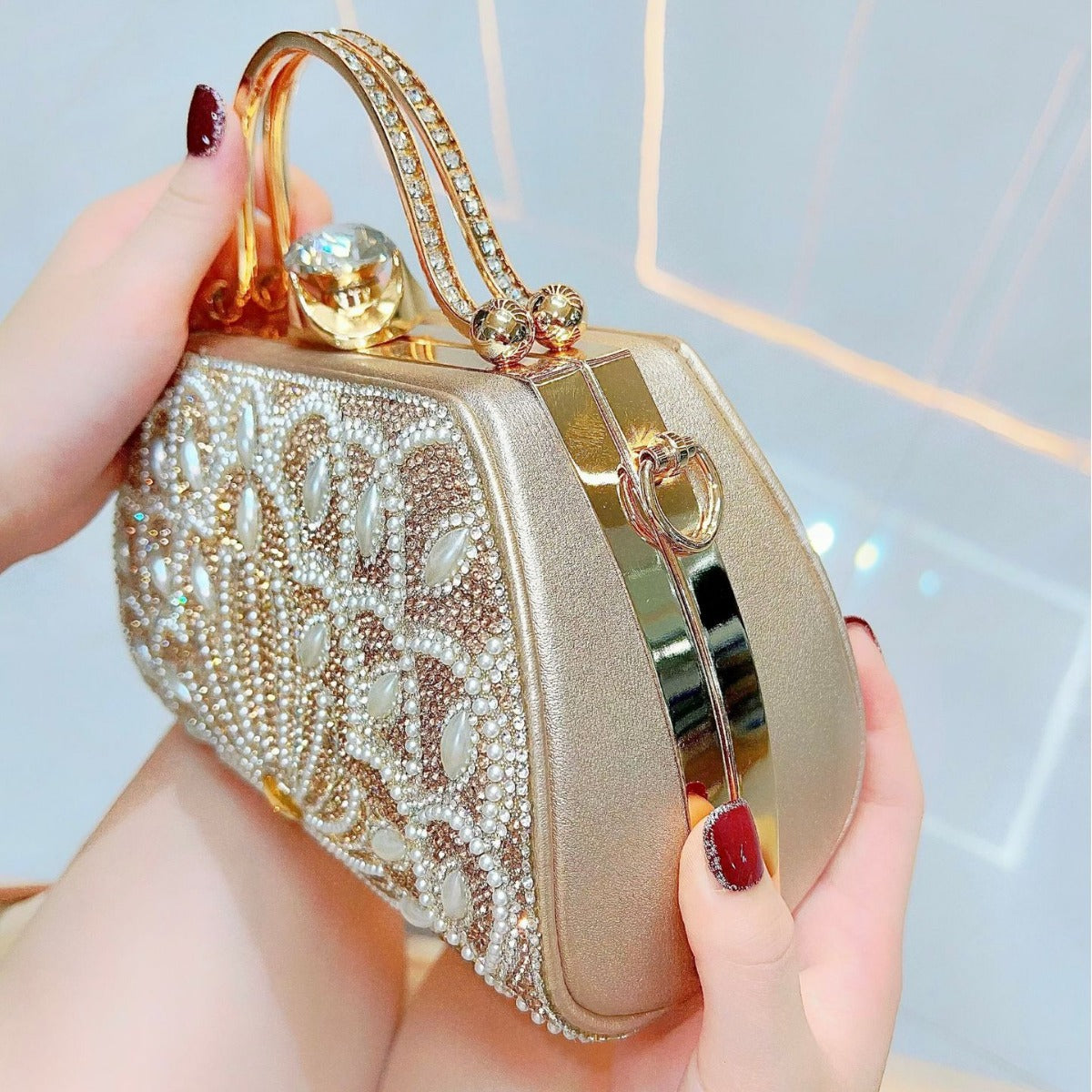 Women's Portable Solid Color Creative Rhinestone Handbag - The Number 1 Things