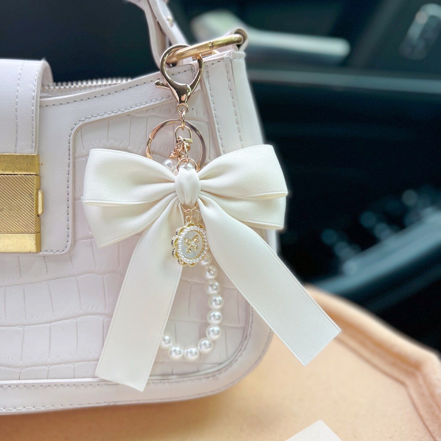Bow Pearl Metal Keychains Decoration - The Number 1 Things