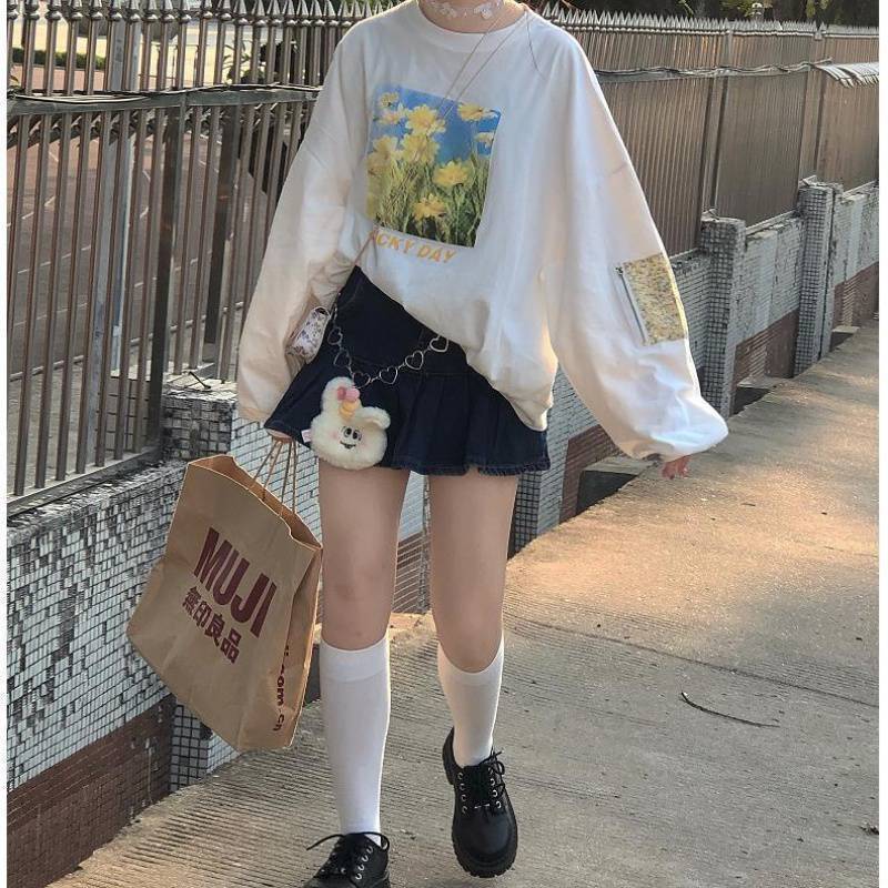 Autumn Japanese Oil Painting Style Sweet Flower Printed Long-sleeved Top - The Number 1 Things