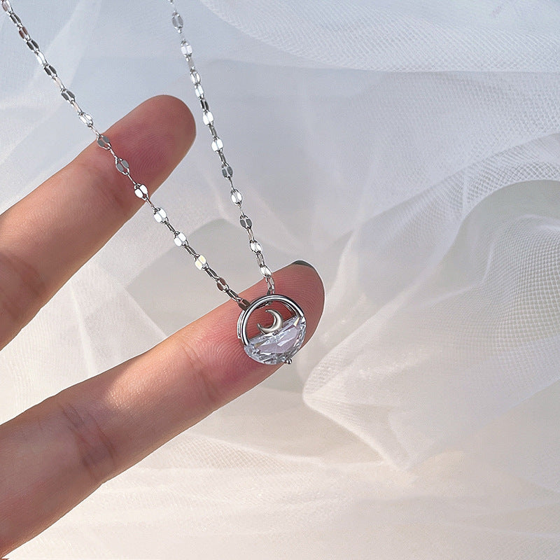 Simple Temperament Bright Moon Necklace On The Sea - The Number 1 Things