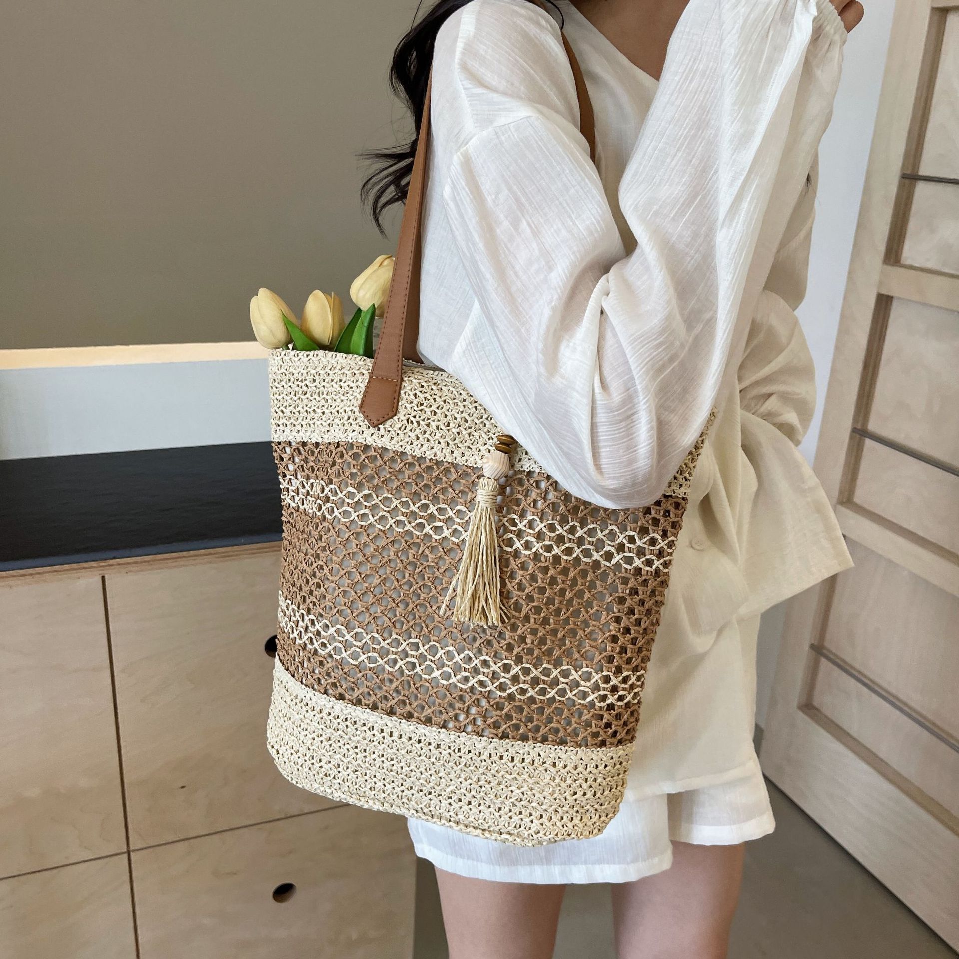 Summer Stripe Straw Sholder Bags With Tassel Pendant Fashion Large Capacity Seaside Vacation Beach Bags - The Number 1 Things